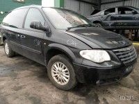Chrysler Voyager / Town & Country 2005 - Car for spare parts