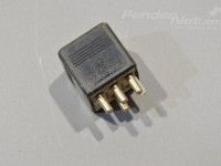 Mercedes-Benz 200 - 500 / E (W124) 1984-1996 relays Part code: 0015426819