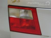 Saab 9-5 1997-2010 Rear lamp, left (trunk lid) 1998-2001 Part code: 5404645
Body type: Universaal