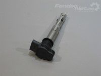 Volkswagen Golf 6 Ignition coil (2.5 gasoline) Part code: 07K905715F
Body type: 5-ust luukpära
