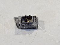 Volkswagen Transporter (T5, Caravelle, Multivan) Disabling for electric sliding door Part code: 7H5927225C  3X1
Body type: Istmetega...