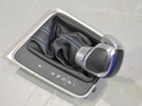 Volkswagen Golf 7 Gear lever cover + knob Part code: 5GE713203C  ENG
Body type: 5-ust luu...