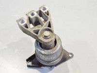 Volkswagen Transporter (T5, Caravelle, Multivan) Engine mounting, right Part code: 7E0199256J
Body type: Kaubik