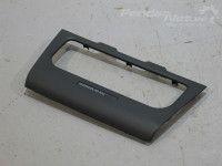 Volkswagen Golf 6 Bezel for display and operating unit Part code: 5K0858069P 1QB
Body type: 5-ust luuk...