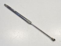 Volkswagen Golf 7 Trunk lid stay Part code: 5G6827550C
Body type: 5-ust luukpära...