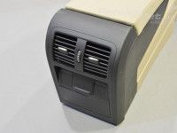 Volkswagen Passat CC / CC Console box Part code: 3AB863243 R48
Body type: Sedaan
