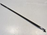 Volkswagen Passat (B8) Moulding for window, left (chrome) Part code: 3G9839475E VNH
Body type: Universaal...