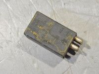 Mercedes-Benz 260S - 560SEL (W126) 1979-1991 Turn signal relay Part code: 0008211063
