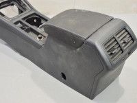 Volkswagen Golf 7 Console box Part code: 5G1863241BE 82V
Body type: 5-ust luu...