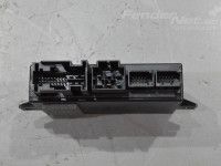 Volkswagen Passat (B8) Control unit for trailer hitch Part code: 5Q0907383G Z00
Body type: Universaal
