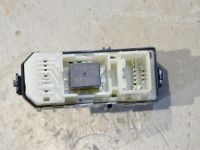 Lexus IS Electric window switch, right (rear) Part code: 84030-53020
Body type: Sedaan