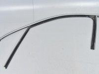 Volkswagen Touareg Front door seal, left Part code: 7P0837431H  5AP
Body type: Maastur
E...