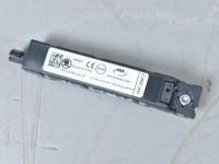 Aerial amplifier Part code:  3V5035577F
Body type: 5-ust luukpär...