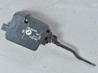 BMW 3 (E46) Central locking motor tank latch Body type: Sedaan
