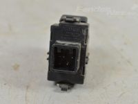 Toyota Corolla Electric window switch, right (front) Part code: 84810-02041
Body type: Universaal
En...