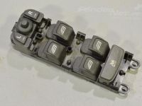 Volvo V70 Electric window switch, left (front) Part code: 31295114
Body type: Universaal
Engin...