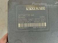 Volvo V50 ABS control unit. Part code: 30793527 / 30793529
Body type: Unive...