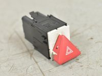 Volkswagen Passat Hazard light Switch Part code: 3C0953509
Body type: Universaal
Engi...