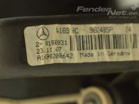 Mercedes-Benz A (W169) Interior blower motor Part code: A1698200642
Body type: 5-ust luukpära