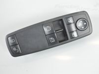 Mercedes-Benz A (W169) Electric window switch, left (front) Part code: A1698206410 9174
Body type: 5-ust lu...