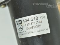 Mercedes-Benz C (W203) Wiper link motor Part code: A2038200342
Body type: Universaal