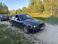 BMW 5 (E39) 2002 - Car for spare parts