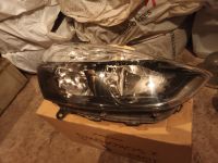 Renault Clio 2014 OEM:  260106961R RENAULT:  010330748 P.Esituli  Правая П.Фара