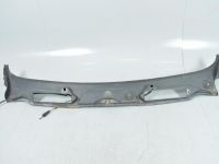 Cowl panel BMW 3-seeria E9 / 01.2005-12.2015
Part code: 51...