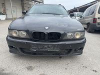 BMW 5 (E39) 2001 - Car for spare parts
