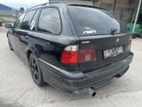BMW 5 (E39) 2001 - Car for spare parts