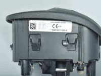 Ford Focus Airbag (steering wheel) Part code: 2357360
Body type: Universaal