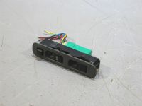 Suzuki Jimny Electric window switch, left (front) Part code: 3799081A10
Body type: Maastur