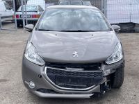 Peugeot 208 2014 - Car for spare parts