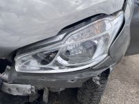 Peugeot 208 2014 - Car for spare parts