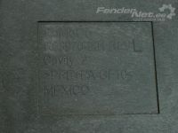Ford Focus Fuse box cover Part code: 2348007
Body type: Universaal
