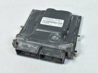 Ford Focus Mootori juhtplokk Part code: 2303051
Body type: Universaal