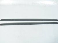 Ford Sierra roof moldings Part code: 6176278 ; 6176277
Body type: Sedaan