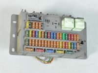 Mini One, Cooper (R50 / R52 / R53) Fuse Box / Electricity central Part code: 61136906600
Body type: 3-ust luukpära